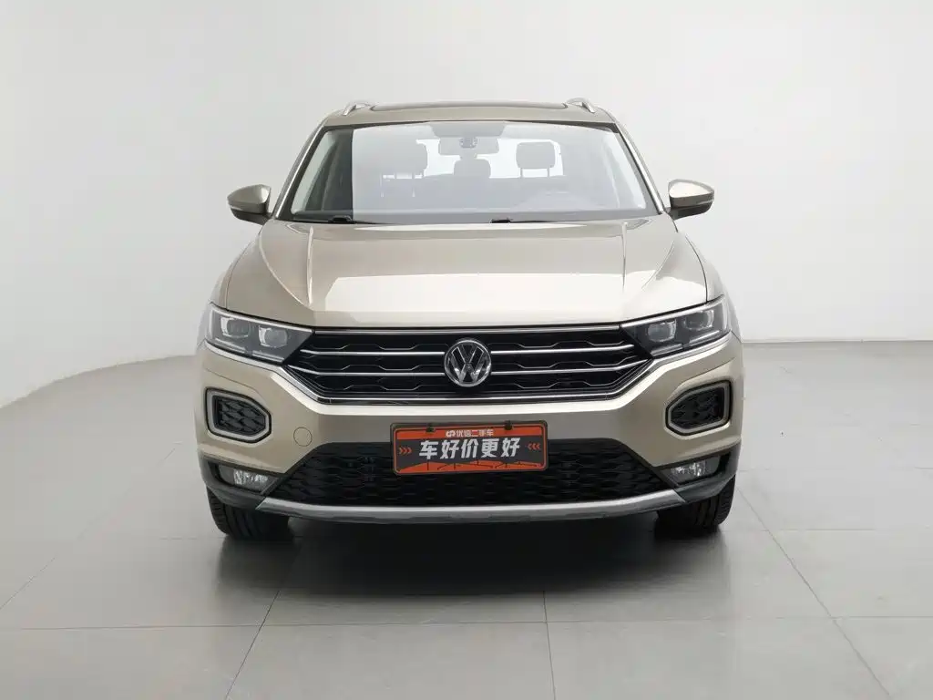 Volkswagen T-Roc — фото 3