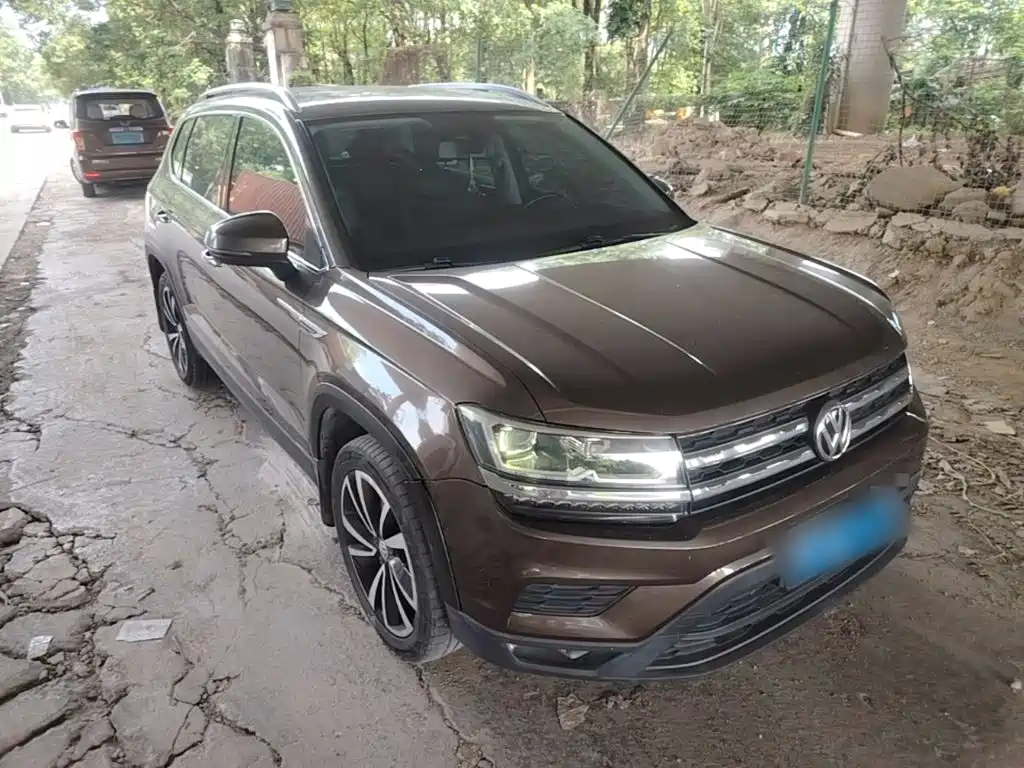 Volkswagen Tharu — фото 3