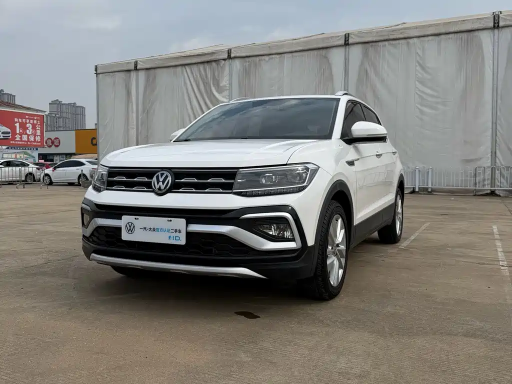 Volkswagen T-Cross — фото 1