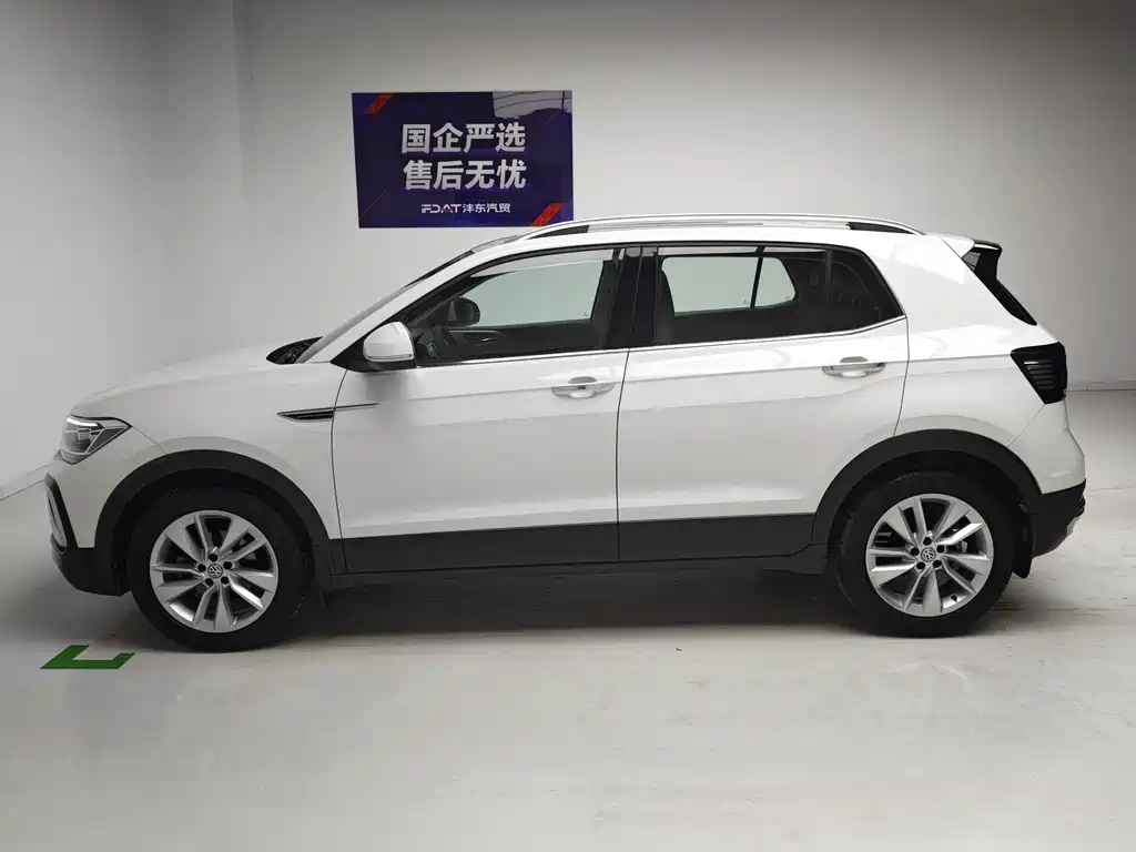 Volkswagen T-Cross — фото 9