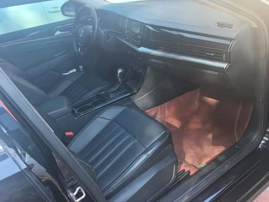 Volkswagen Passat — фото 8