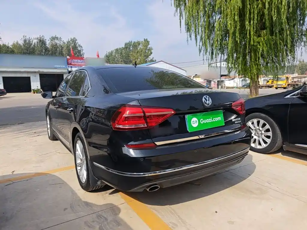 Volkswagen Passat — фото 4