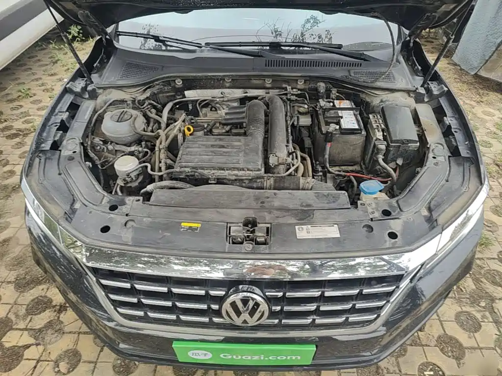 Volkswagen Passat — фото 19