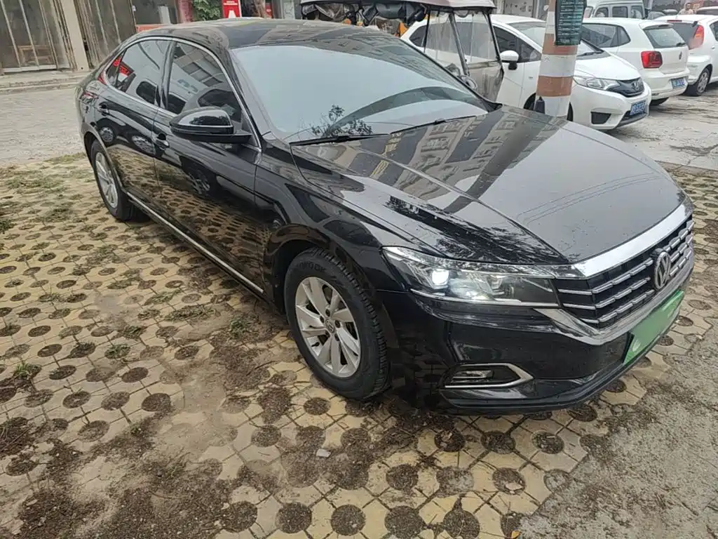 Volkswagen Passat — фото 3