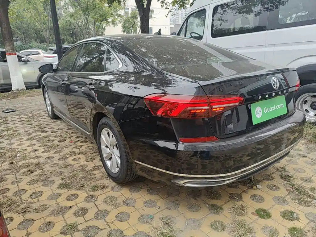 Volkswagen Passat — фото 4