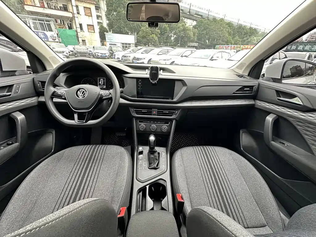 Volkswagen Tharu — фото 17