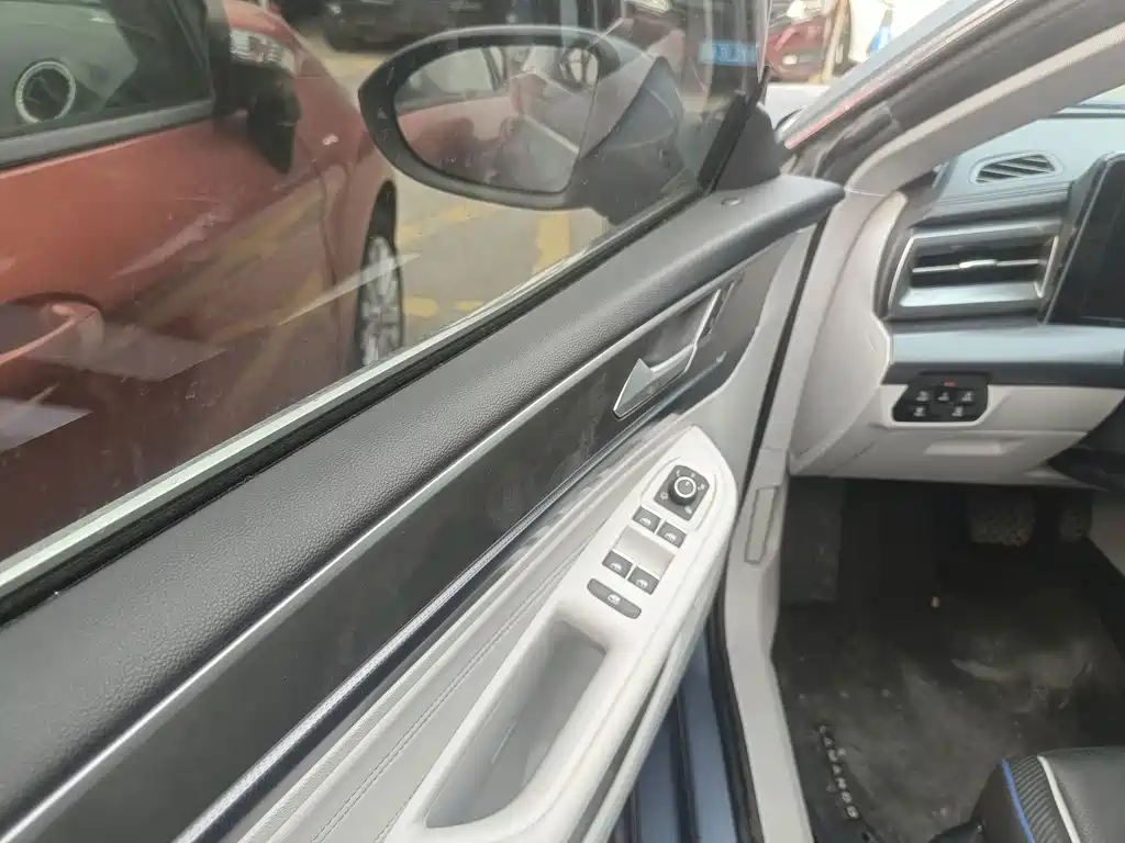 Volkswagen Lamando — фото 6