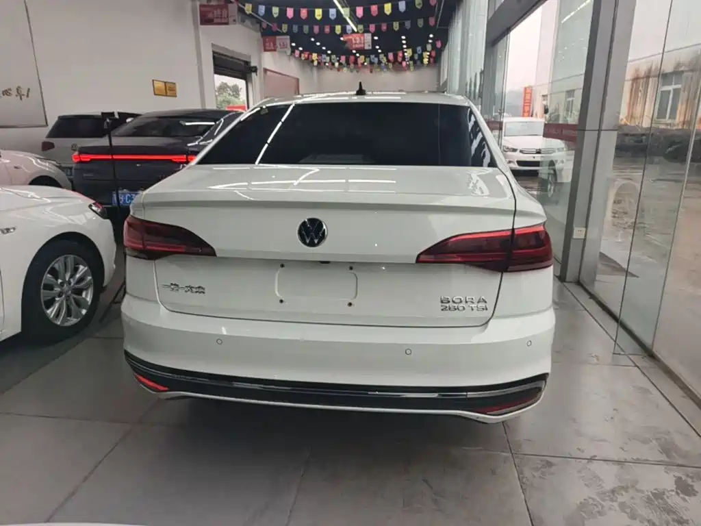 Volkswagen Bora — фото 5
