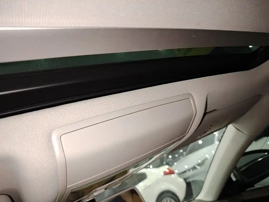 Volkswagen Passat — фото 17