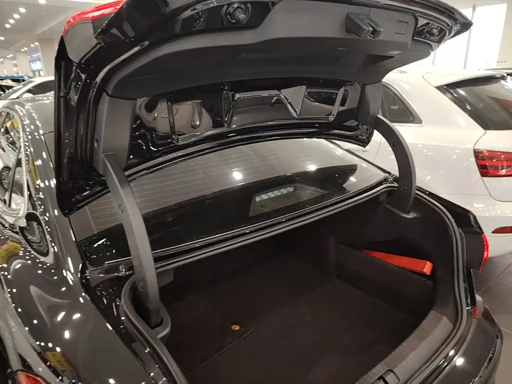 Volkswagen Passat — фото 18
