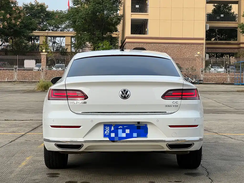 Volkswagen CC — фото 4
