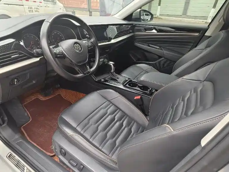 Volkswagen Passat — фото 4