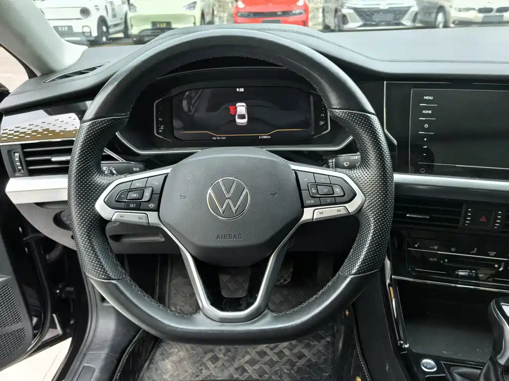Volkswagen Passat — фото 7