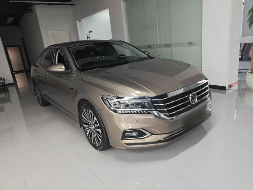 Volkswagen Passat — фото 3