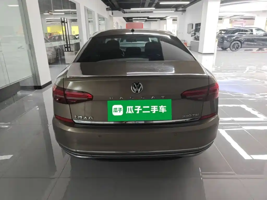 Volkswagen Passat — фото 5