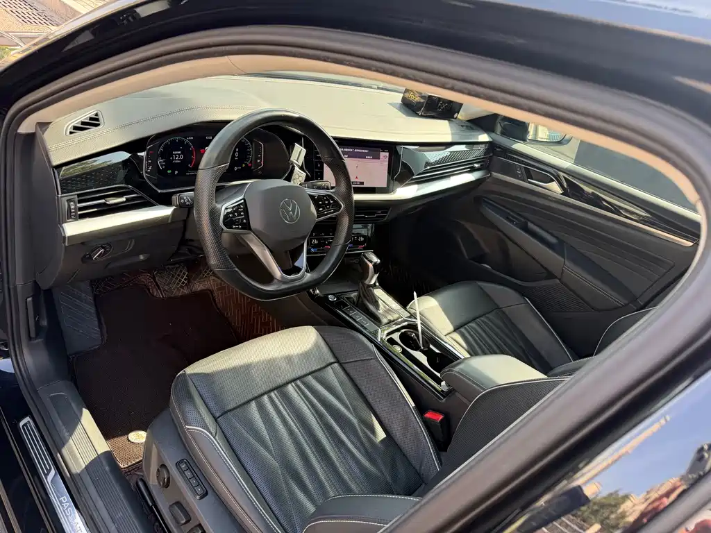 Volkswagen Passat — фото 9