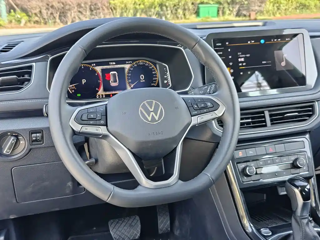 Volkswagen Tharu — фото 6