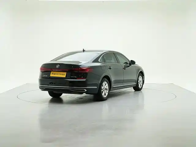 Volkswagen Passat — фото 4
