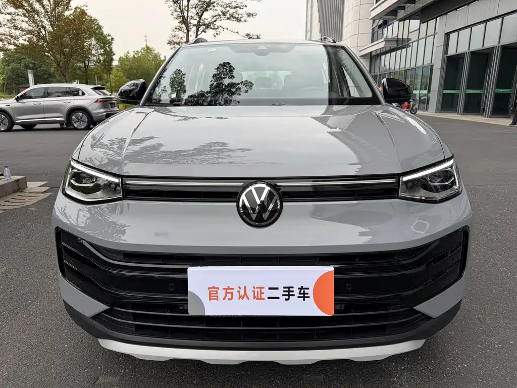 Volkswagen Tharu — фото 2