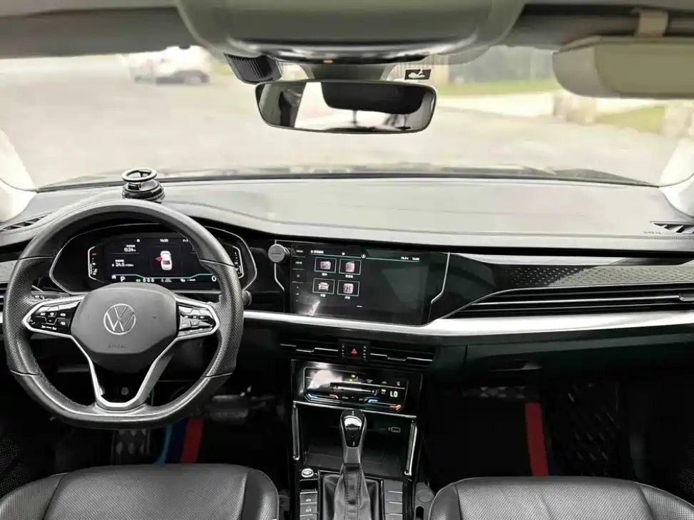 Volkswagen Passat — фото 5