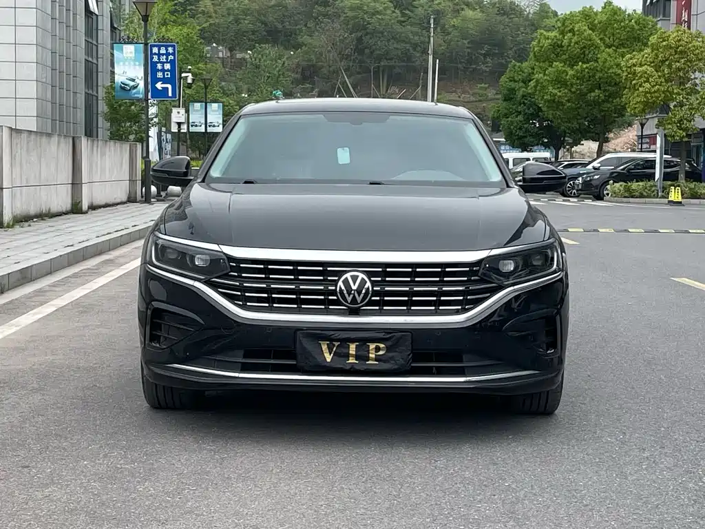 Volkswagen Passat — фото 2