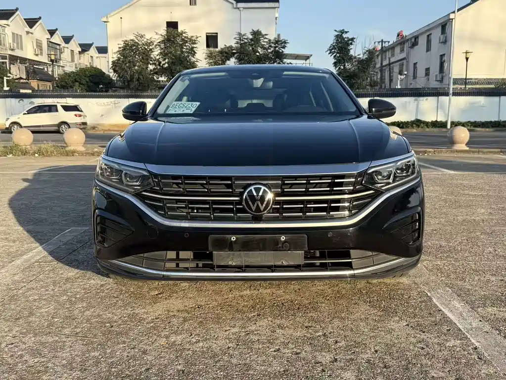 Volkswagen Passat — фото 3