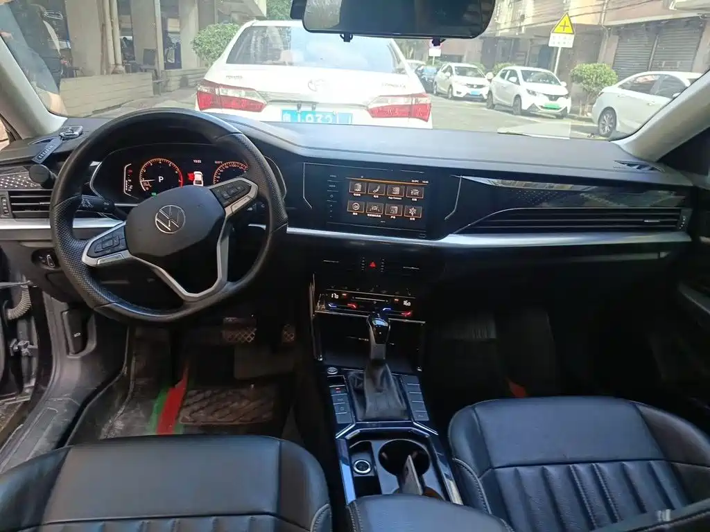 Volkswagen Passat — фото 5