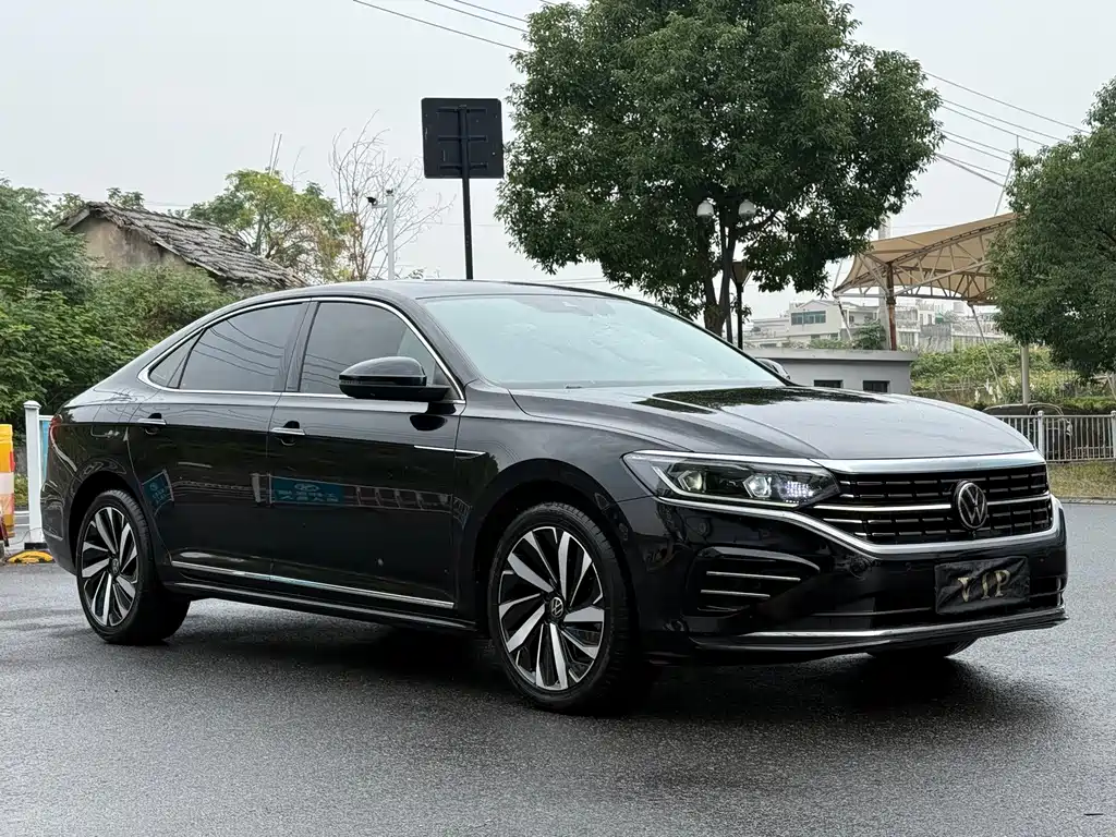 Volkswagen Passat — фото 3