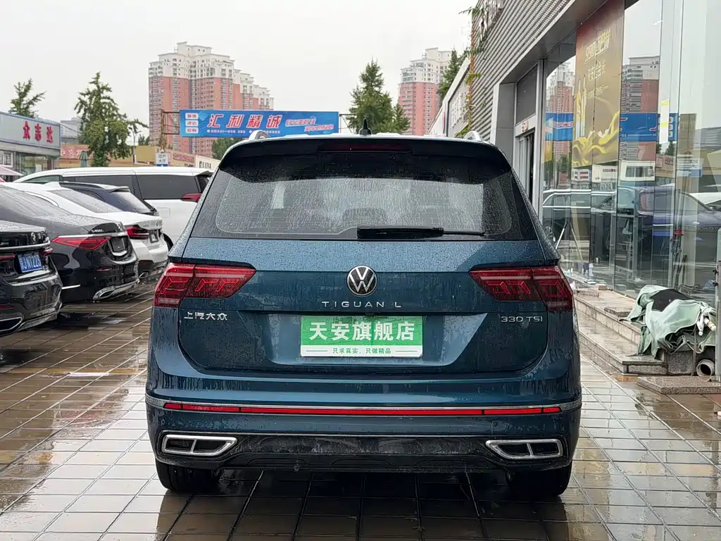Volkswagen Tiguan L — фото 19