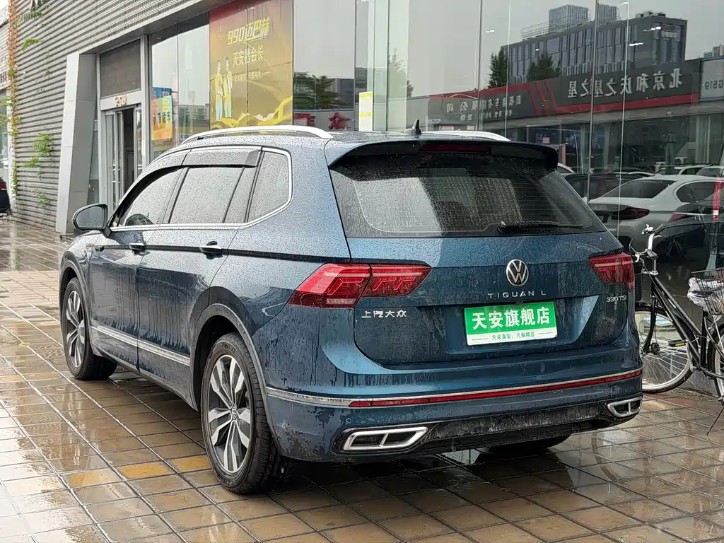 Volkswagen Tiguan L — фото 20