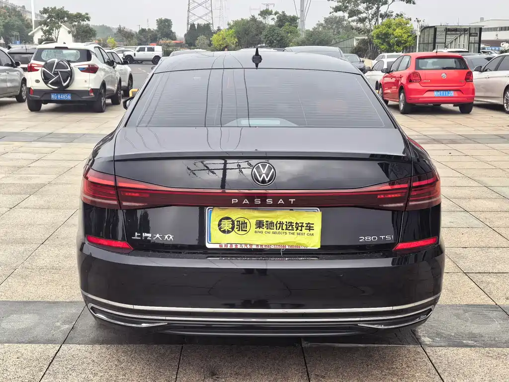 Volkswagen Passat — фото 5