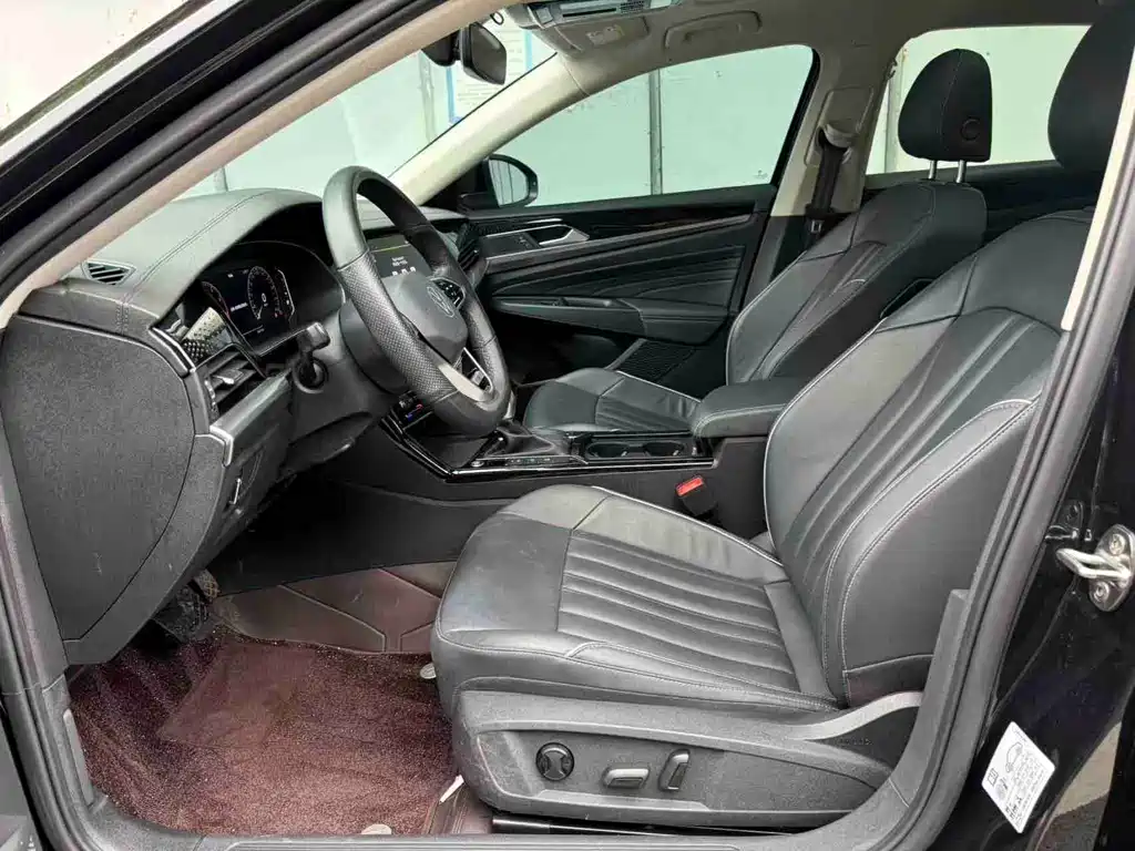 Volkswagen Passat — фото 3