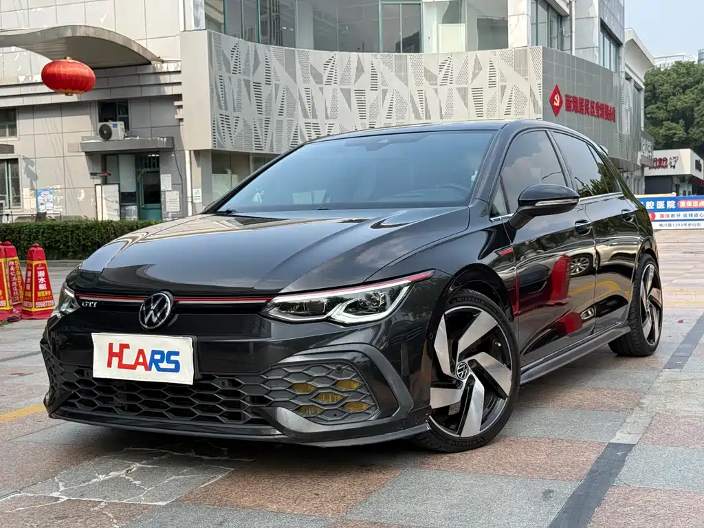 Volkswagen Golf GTI — фото 5
