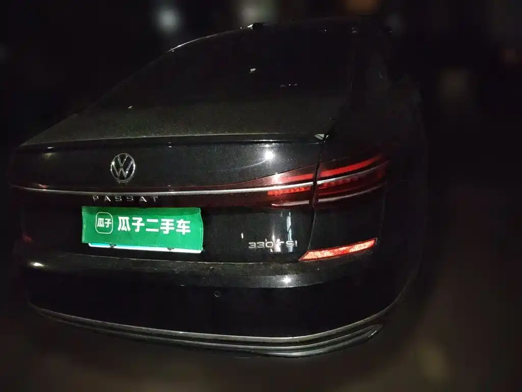 Volkswagen Passat — фото 6