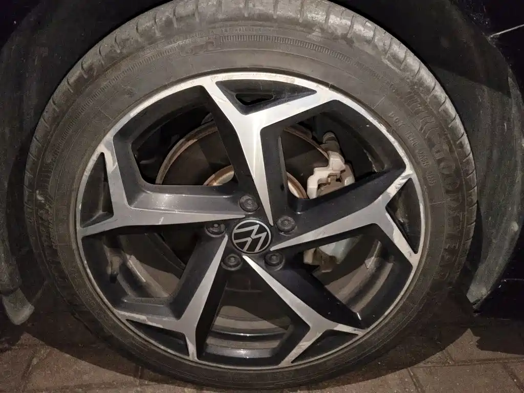 Volkswagen Passat — фото 8