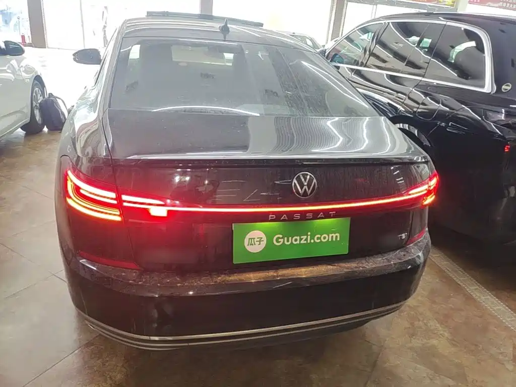 Volkswagen Passat — фото 5
