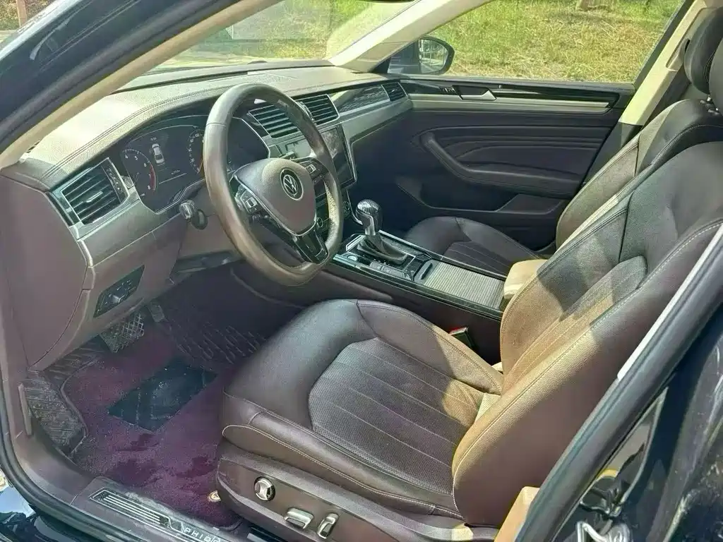 Volkswagen Phideon — фото 4