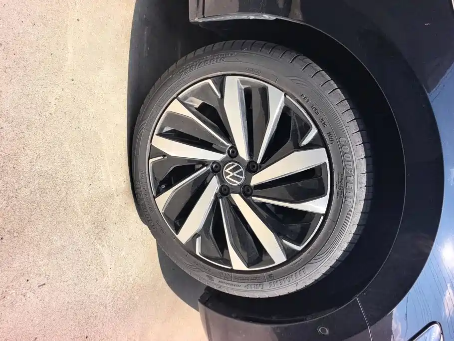 Volkswagen Passat — фото 6