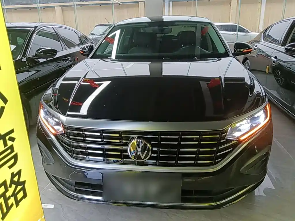 Volkswagen Passat — фото 2