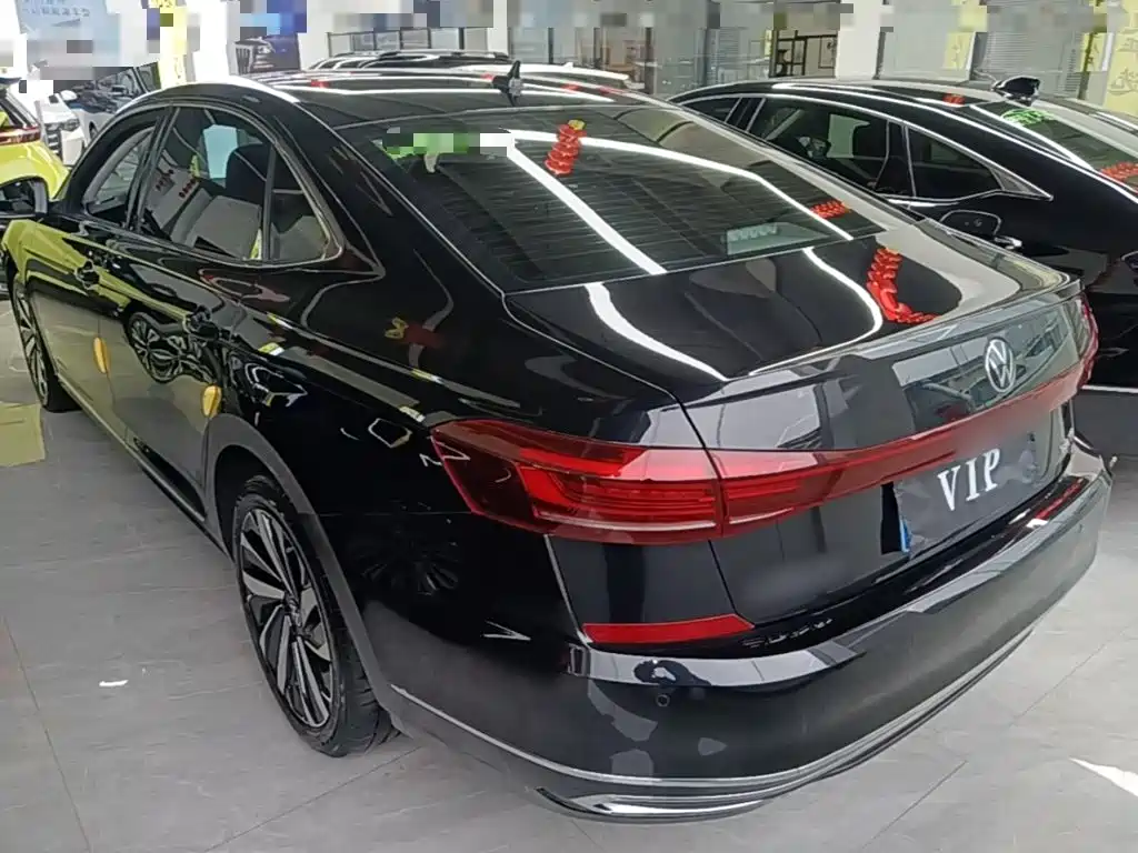 Volkswagen Passat — фото 4