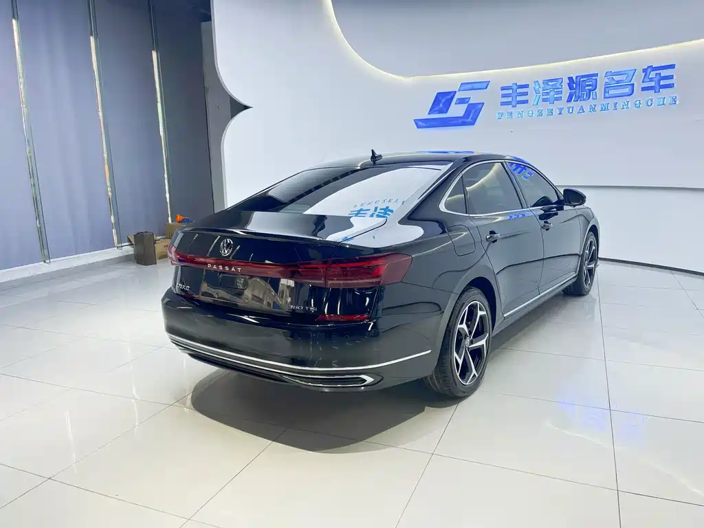 Volkswagen Passat — фото 4