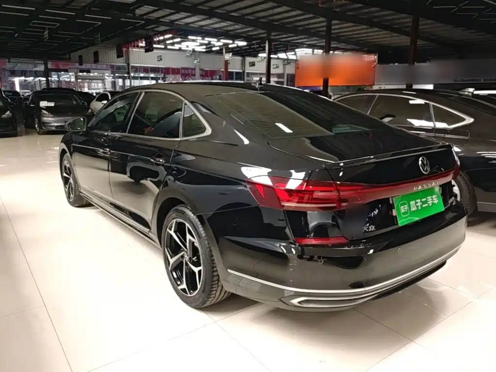 Volkswagen Passat — фото 4