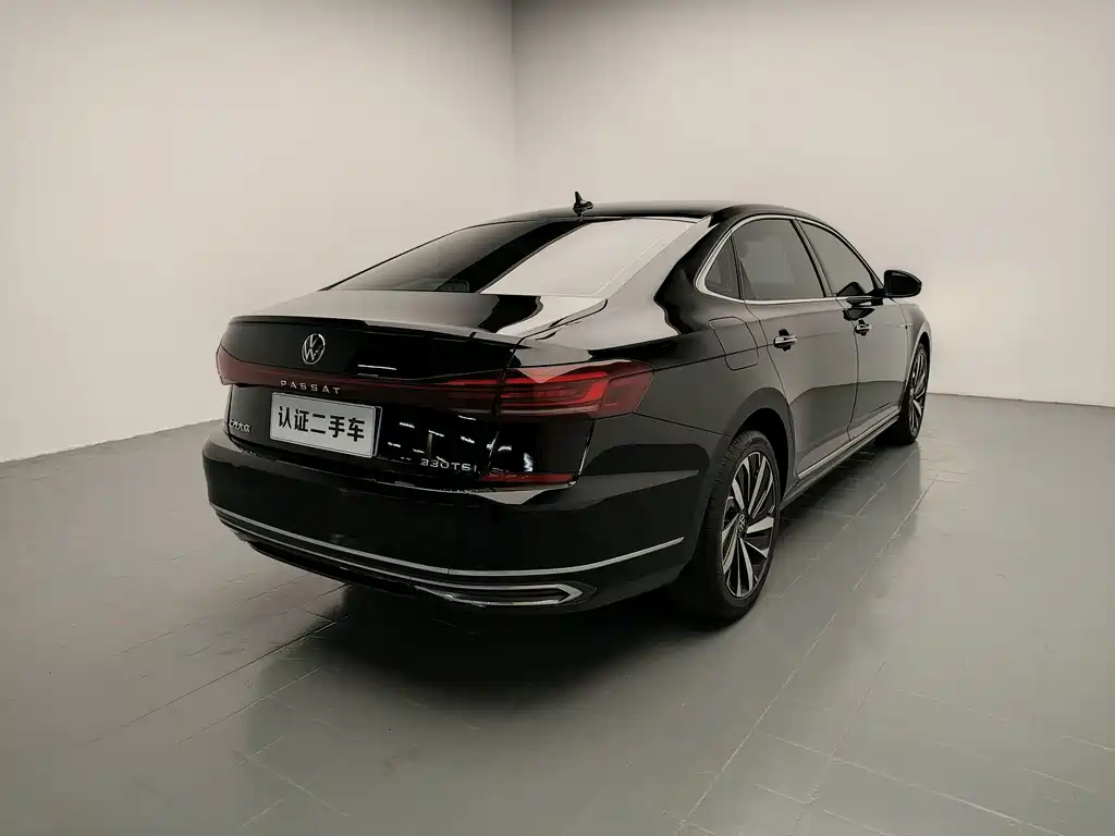 Volkswagen Passat — фото 7
