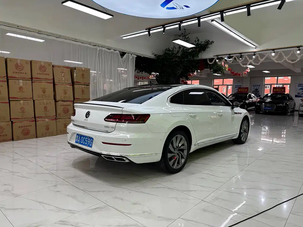 Volkswagen CC — фото 4