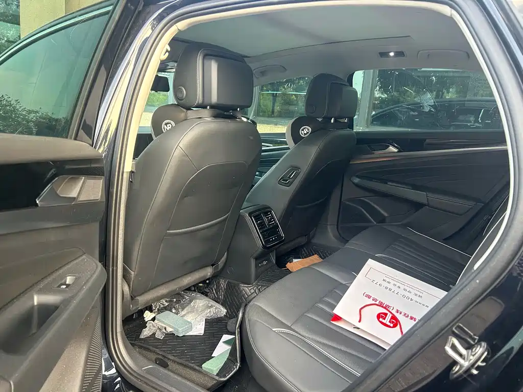 Volkswagen Passat — фото 6