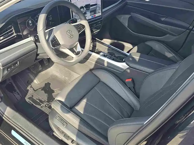 Volkswagen Passat — фото 4
