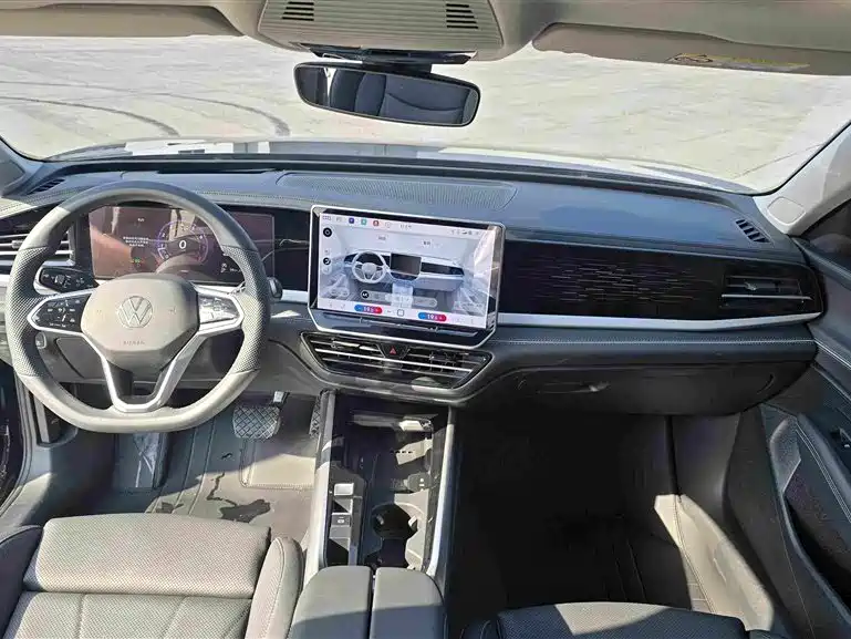 Volkswagen Passat — фото 5