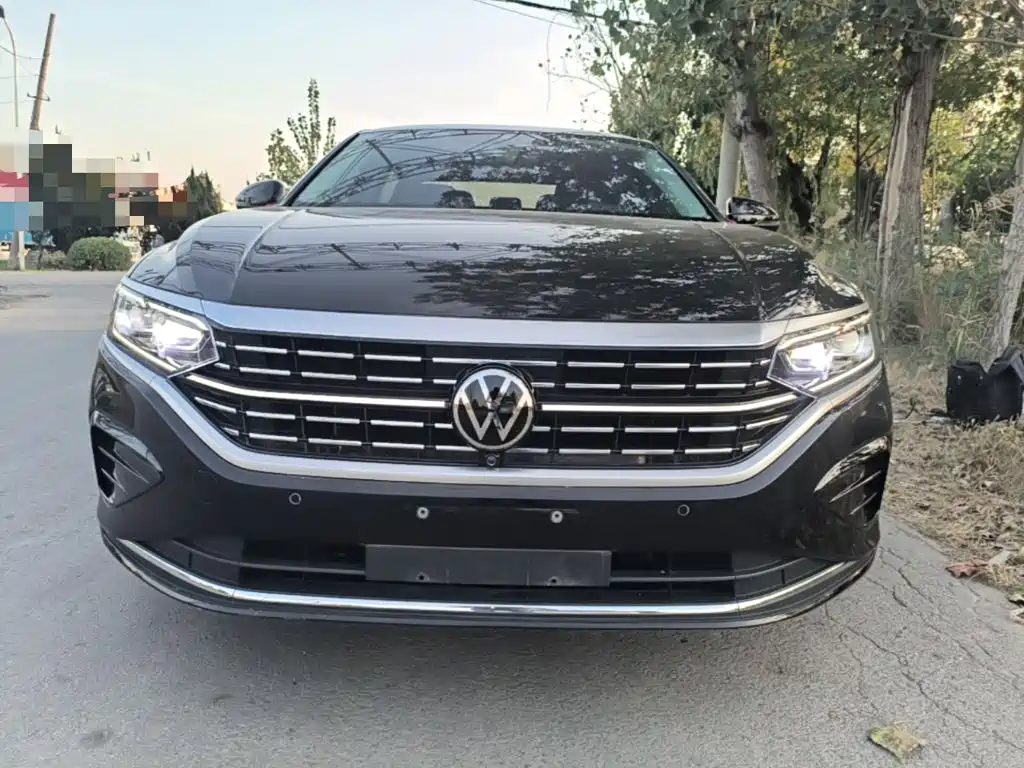 Volkswagen Passat — фото 2
