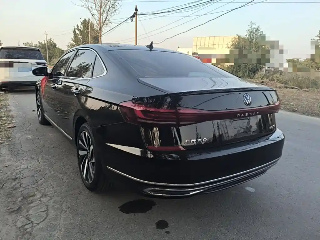Volkswagen Passat — фото 4