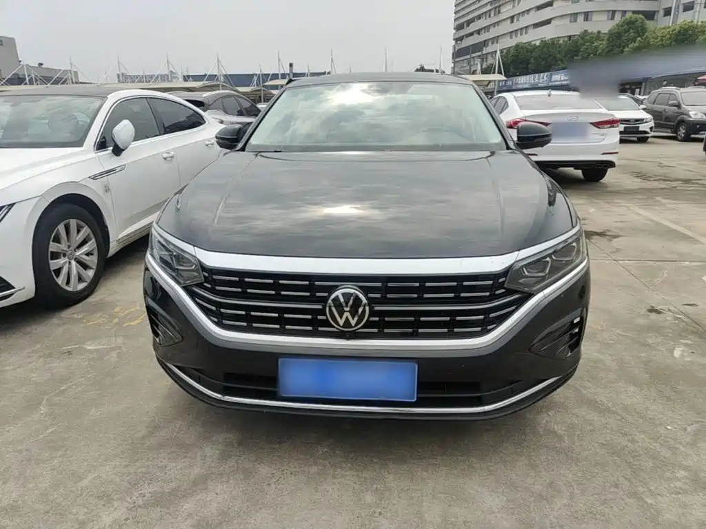 Volkswagen Passat — фото 2